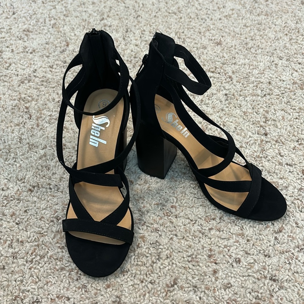 Only worn 3 times.